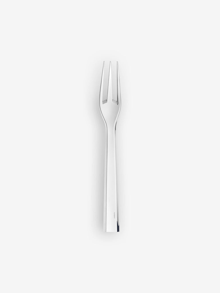 http://www.monc13.com/cdn/shop/products/zermatt-dinner-fork-by-puiforcat-monc-xiii-1-30515531841766_1024x1024.jpg?v=1695744218