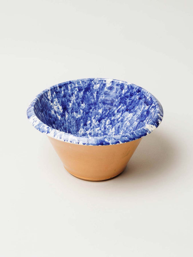 https://www.monc13.com/cdn/shop/files/ilbuco-vita-montegranaro-mixingbowl-large-blue-a_676x901_crop_center.jpg?v=1697051340